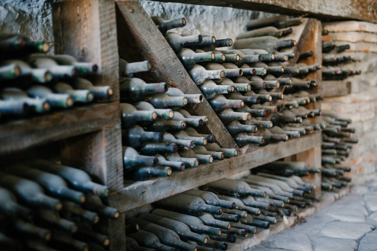 Comment investir dans le vin comme un professionnel aguerri